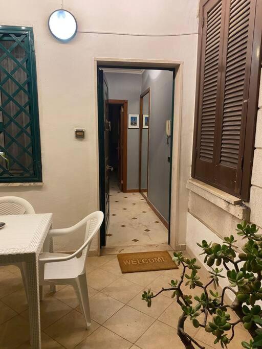Enry Station House Appartement Bari Buitenkant foto